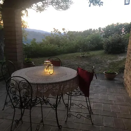 Piccolo Gesto D'affetto Bed & Breakfast Ripe